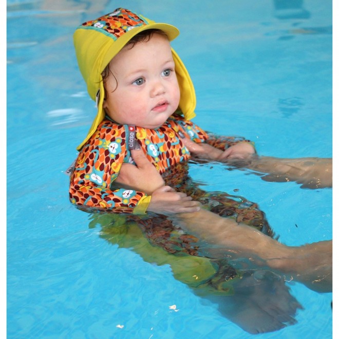 gorra protección solar bebes pop-in monkey
