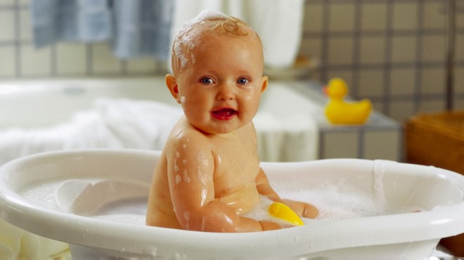 bebe baño